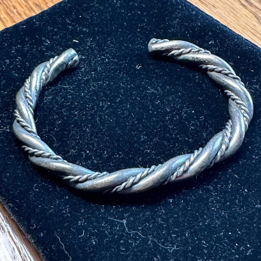 Twisted rope silver cuff bracelet
